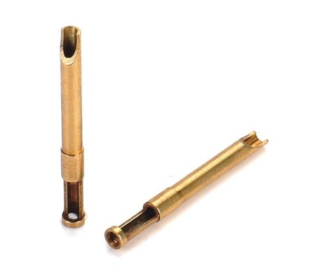 OEM المعدات المعدنية الذكور الجنس النحاس معالجة المياه النحاس CNC قطاعات الدوائر