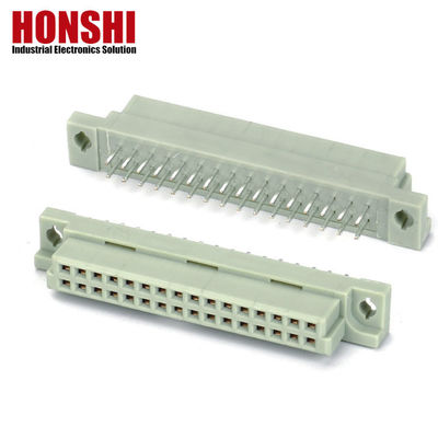 PCB الزاوية اليمنى الذكور 48P 3 صفوف DIN41612 رابط، 90 درجة R / A PCB الذكور 3 * 16P 48P