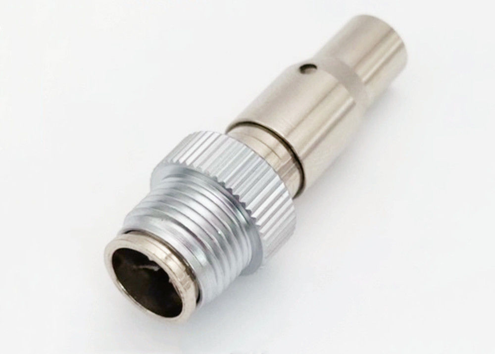 M12 8Pin X-Code Circular Connector Plug Shield خلفية لوحة المسمار اللاصق PG9 لإشارات مراقبة Cat6a Ethernet